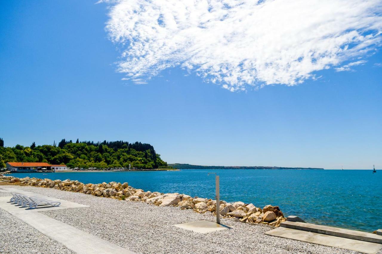 Floating Sea House Aurora Villa Portorož Exterior foto