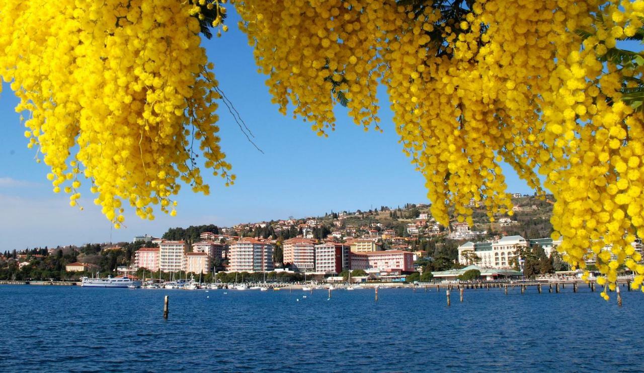 Floating Sea House Aurora Villa Portorož Exterior foto
